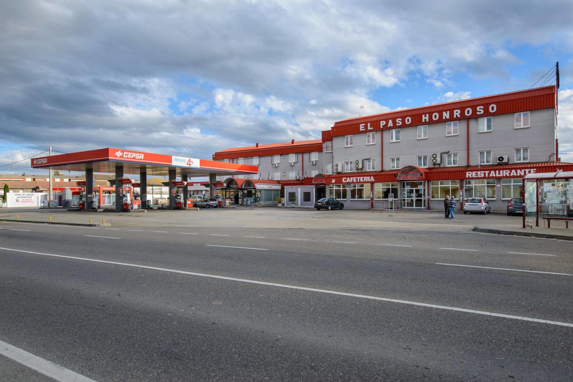 Hotel El Paso Honroso Оспіталь-де-Орбіґо Екстер'єр фото
